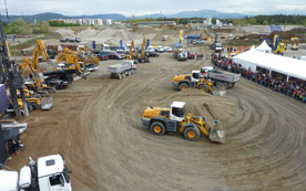 Im Rahmen der dritten Liebherr Roadshow präsentierte das Liebherr-Werk Bischofshofen einige Weltpremieren. 